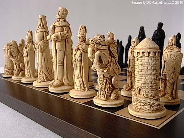 Camelot Plain Theme Chess Set (Small)
